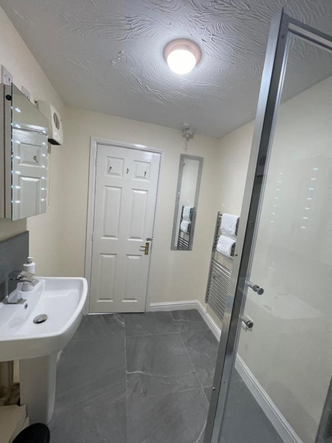 The Regency Entire 1 Bedroom Flat Accomodation Leicester Exteriör bild
